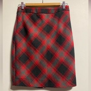 Plaid pencil skirt